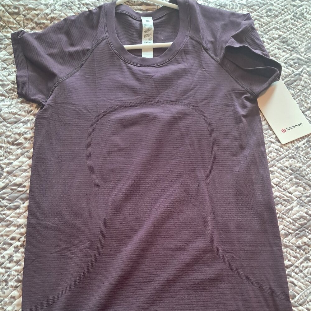 NWT Lululemon Swiftly Short Sleeve Size: 6